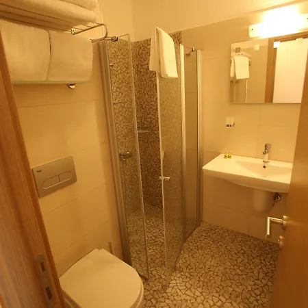 ホテル Aria Doria ダッチャ