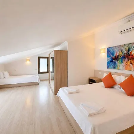 Hotel Aria Doria 2*